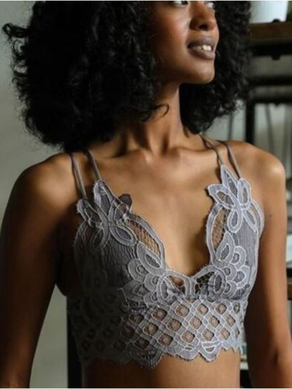 TRÏBE NWT GRAY Lace Ruched Back Bralette Size Large